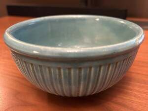 Redwing Pottery Gypsy Trail Reed Pattern Turquoise 6" Mixing Bowl Vintage 1940’s